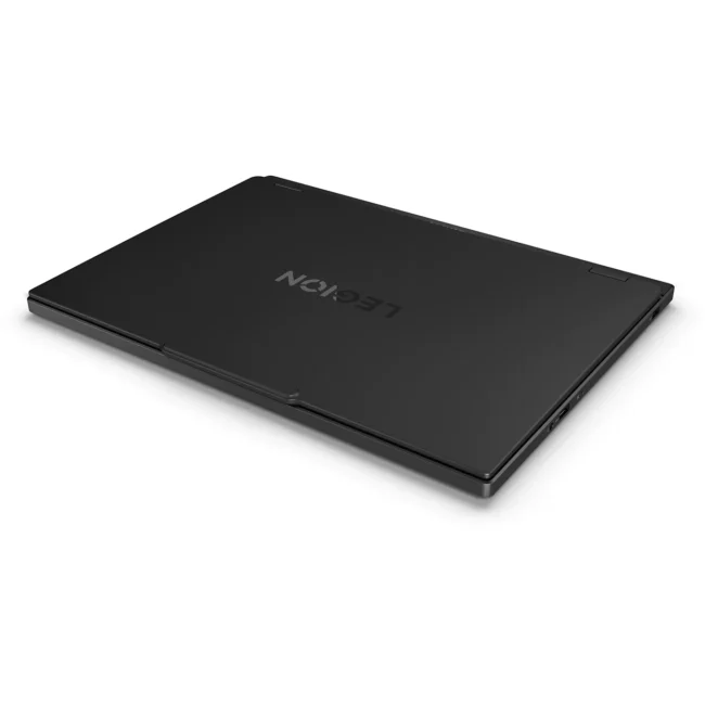 Les points forts du produit On adore Une carte graphique RTX 5070 pour une experience de jeu optimale Ecran : 15" - Dalle : OLED - 165 Hz Processeur : Intel Core i7 13650HX - 14 coeurs Stockage : SSD 512 Go - Mémoire vive : 24 Go Carte graphique : NVIDIA GeForce RTX 5070