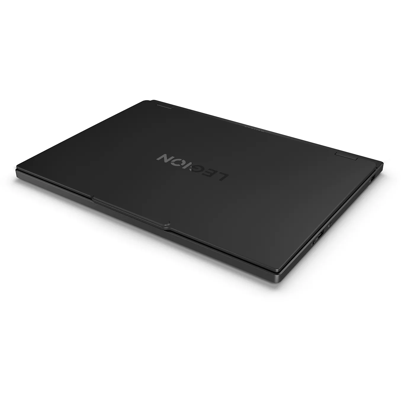 Les points forts du produit On adore Une carte graphique RTX 5070 pour une experience de jeu optimale Ecran : 15" - Dalle : OLED - 165 Hz Processeur : Intel Core i7 13650HX - 14 coeurs Stockage : SSD 512 Go - Mémoire vive : 24 Go Carte graphique : NVIDIA GeForce RTX 5070