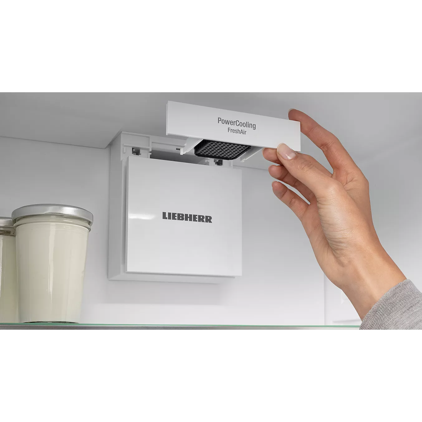 Réfrigérateur 1 porte encastrable LIEBHERR IRe1784-PB – Image 3